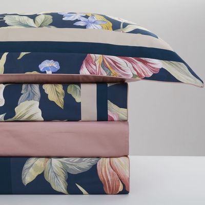   Flora B